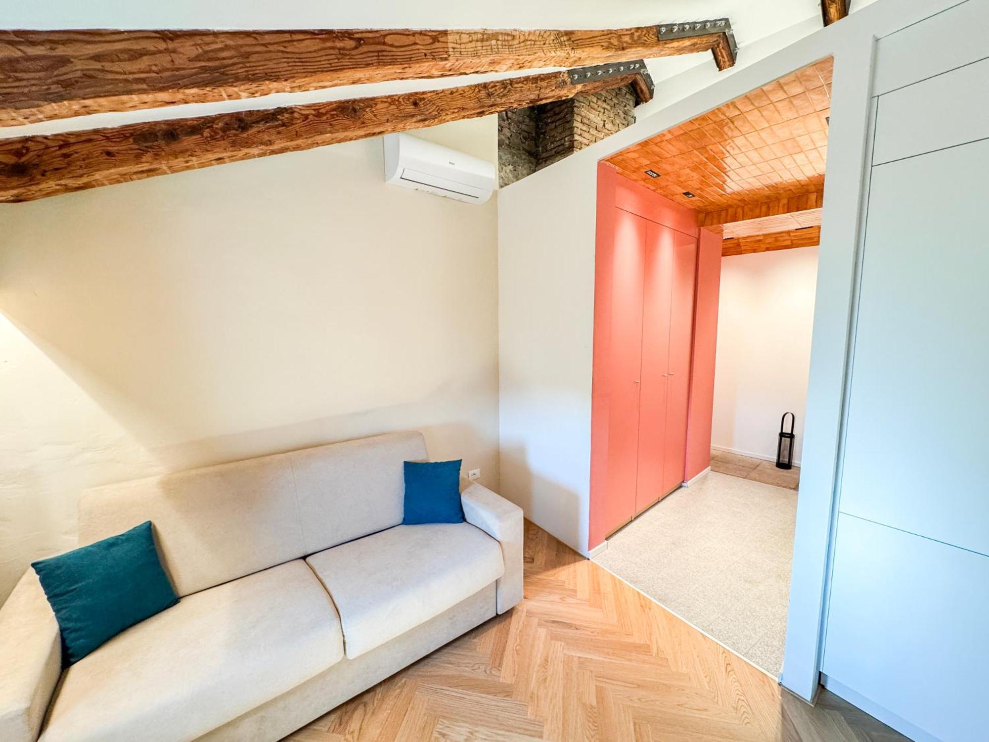 Trieste Boulevard Apartments Buitenkant foto
